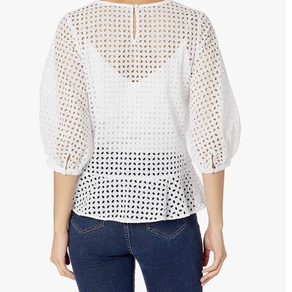 580. Club Monaco Woman’s Blouse - Picture 2 of 7